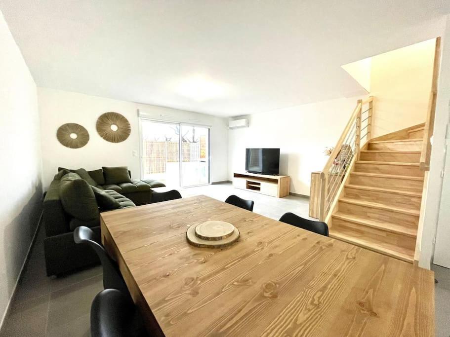 Villa 8 Personnes Bord De Mer Climatisee Saintes-Maries-de-la-Mer Dış mekan fotoğraf