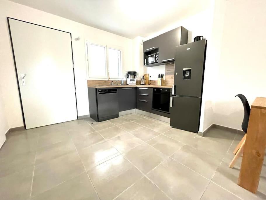 Villa 8 Personnes Bord De Mer Climatisee Saintes-Maries-de-la-Mer Dış mekan fotoğraf